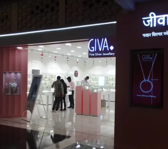 GIVA Silver & Gold Jewellery | The Grand Venice Mall | Lab Grown Diamonds GIVA Silver & Gold Jewellery | The Grand Venice Mall | Lab Grown Diamonds