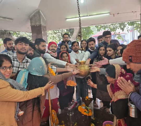 Pandit Prakash Shastri | Pandit ji in Greater Noida