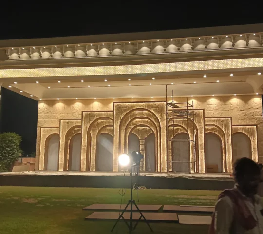 Golden Grapes- Club & Convention