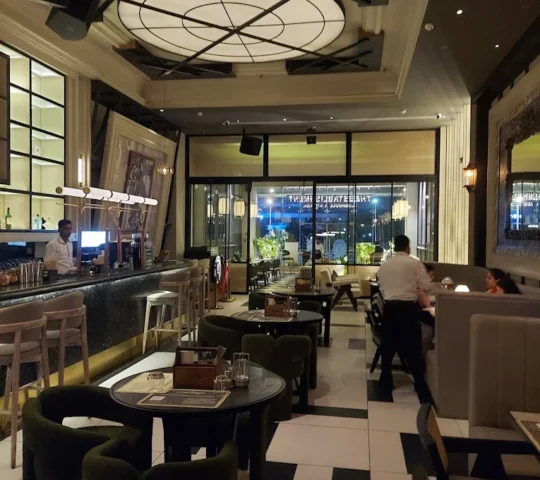 The Establishment – Clubhouse & Kitchen